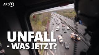 Wie du bei einem Autounfall verarztet wirst  Die Unfallklinik [upl. by Jillian]