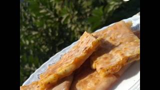 Cheese Pizza Paratha recipe by Hawis world [upl. by Gasper312]