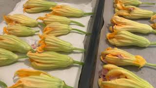 FIORI DI ZUCCA RIPIENI AL FORNO [upl. by Demmer]