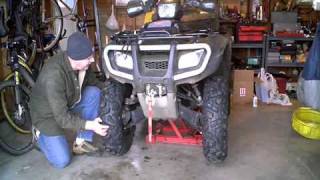 How to Honda Foreman 500 Service Part 2wmv [upl. by Schnurr317]