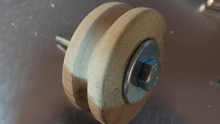 Costruzione puleggia in legno con tornio fai da te  Diy wooden pulley [upl. by Alva]