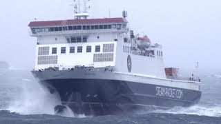 Gale Force Winds  Ben My Chree  Arrival in Douglas [upl. by Naitirb]