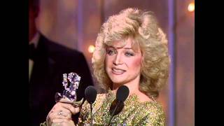 Barbara Mandrell Wins Entertainer Of The Year  ACM Awards 1981 [upl. by Nowujalo]