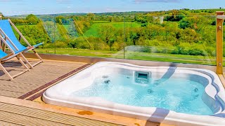 Find Hot Tub Heaven on a short break with Hoseasons [upl. by Rosie]