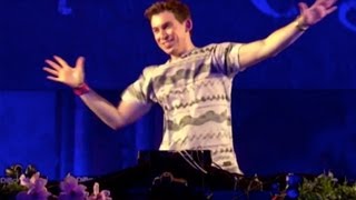 Hardwell Live  Tomorrowworld 2013 [upl. by Baudin289]