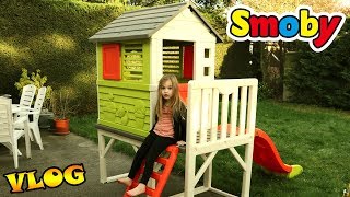 Ellie fait construire une nouvelle maison de vacances  Cabane extérieure sur pilotis SMOBY [upl. by Salohcin]