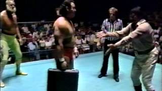 Manny Fernandez turns heel on Jimmy Valiant [upl. by Ettenrahc]