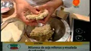 Milanesas de soja rellenas y ensalada de rabanitos pt3 201202093gp [upl. by Dorri]