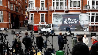 Ecuador pronto ad espellere Julian Assange dalla sua ambasciata a Londra [upl. by Aydin505]