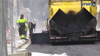 Labores de asfaltado en la Gran Vía carrera hacia la Semana Santa 2019 [upl. by Kenimod633]