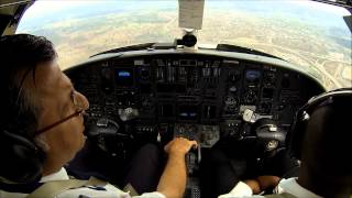 Citation V turbulence during landing Cockpit view [upl. by Dwain]