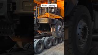 Best truck loader with best driving skills atrangicarkur ytshorts shorts truckdriver trucklife [upl. by Alger]