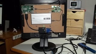 Raspberry Pi B montato su attacco Vesa dietro ad un monitor LCD  Fai Da Te [upl. by Senn]