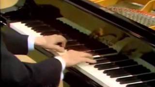 wilhelm kempff plays beethovens Moonlight sonata complete songwmv [upl. by Enileuqcaj304]