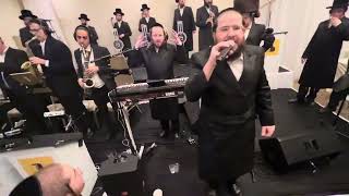 Avrumi berko on keys אורייתא amp Shea berko hit [upl. by Sidwel]