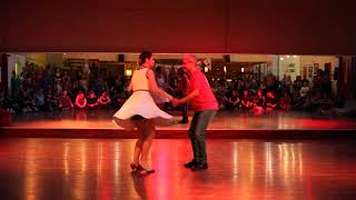 Lindy Hop Swing met Lies amp Simon [upl. by Ahsiuqram]