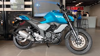 2024 New Colour Yamaha Fz150 V3 Cyan Blue Full Detailed Review  New Updates On Road Price [upl. by Eulalee]