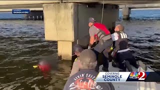 Retired firefighter helps rescue man in Lake Jesup [upl. by Eseneg]