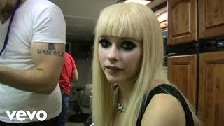 Avril Lavigne  quotHotquot Behind The Scenes Web3 [upl. by Haswell68]