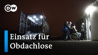 Kältebus in Berlin Einsatz für Obdachlose  DW Reporter [upl. by Elleimac]