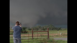 Raw footage of the development of the El Reno Oklahoma tornado  May 31st 2013 [upl. by Nnyleitak989]