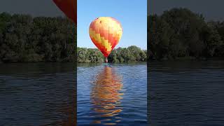 ballon dirigeable qui fait le malin [upl. by Koeninger213]