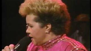 Etta James  Somethings Got A Hold On Me live BB King amp Friends Good Quality [upl. by Nahtonoj940]