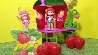 Strawberry Shortcake Berry Bitty Clubhouse Hasbro Review [upl. by Methuselah]