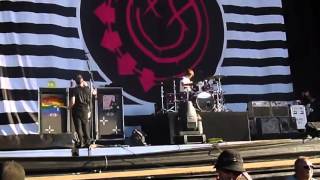 blink182 Josie  Carousel Live Adelaide Soundwave 2013 [upl. by Ylrevaw22]