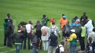 Stanley Enow quotHein Pèrequot at Yaoundé stadium live [upl. by Leduar]