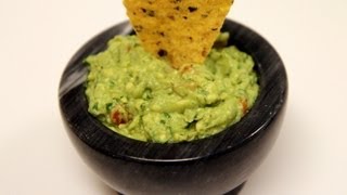 Avocado Guacamole Recipe  CookingWithAlia  Episode 244 [upl. by Brownley693]