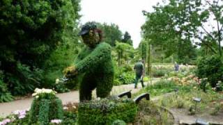 London Sightseeing  Regents Park London [upl. by Lydnek]