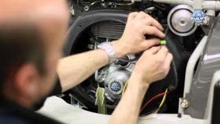 Installation of an electronic ignition 2CV MEHARI [upl. by Nosnorb]