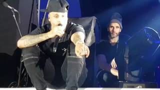 Nicky Jam improvisa con nombres de Fans 1 280617 El Santo Mendoza [upl. by Mello504]