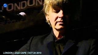 NEIL FINN 24102010 ONE STEP AHEAD Jazz Cafe London [upl. by Rebhun]