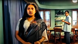 quotഅകത്ത് ആളുണ്ടെന്നാ തോന്നുന്നേquot  Evergreen Malayalam Climax Scene  Ee Kanni Koodi  KG George [upl. by Memberg]