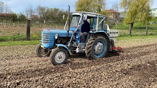 Zetor 3011 sadba brambor 2023 [upl. by Fulbert]