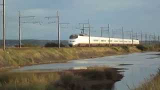 RENFE 21 TGVAVE 100015 en Port Vendreés el 1815 [upl. by Rennie]