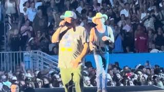 Kenny Chesney and Uncle Kracker singing Drift Away [upl. by Madra]