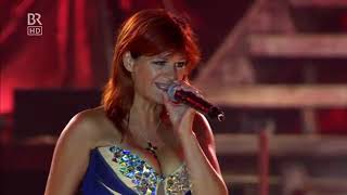 Andrea Berg Abschluss Medley Aspach live YouTube [upl. by Airod112]