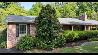 213 Beechwood Drive Knoxville TN Robin Ann Aggers REALTOR® [upl. by Morissa963]