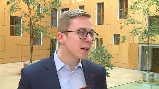 Philipp Amthor zerpflückt AfD Wie diese Jüngling die Populisten in die Schranken weist [upl. by Ekim58]