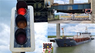 Full Raising Sequence The Kingsferry Lift Bridge Kent [upl. by Lapotin]