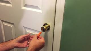 How to open bedroombathroom privacy lock [upl. by Aerdna]