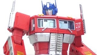 Video Review of the Transformers TRU Exclusive Masterpiece Optimus Prime [upl. by Mehitable]