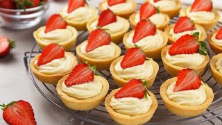 CROSTATA DI FRAGOLE E CREMA PASTICCERA  Ricetta frolla e crema fatte in casa [upl. by Leonore]