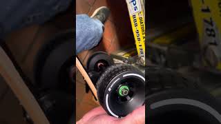 Skateboard Wheel Bearings Comparison ABEC9 vs ABEC11 [upl. by Malti]