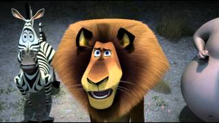 MADAGASCAR 3  Los Fugitivos  Clip Eres Circo [upl. by Naget]