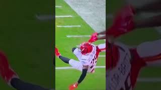 🚨PATRICK MAHOMES INTERCEPTION WITH ONE HAND🤯🤯 [upl. by Thunell]