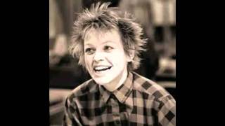 Laurie Anderson  Washington street  Live in New York wmv [upl. by Eelatsyrc92]